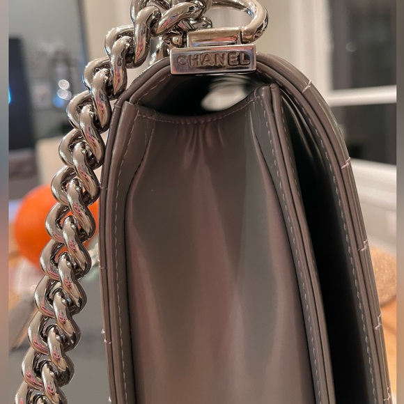 Chanel Lilac Iridescent Large Boy Bag - Picture 8 of 15